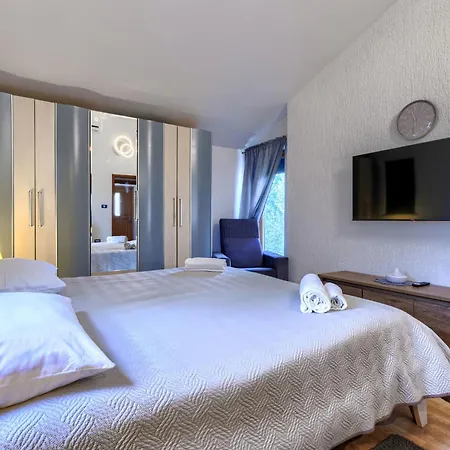 Nena By Interhome Prázdninový dům Pula